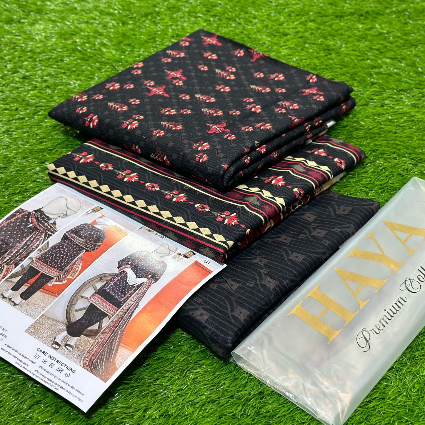 HAYA | 3 PIECE | UNSTITCHED PRINTED LAWN SUIT