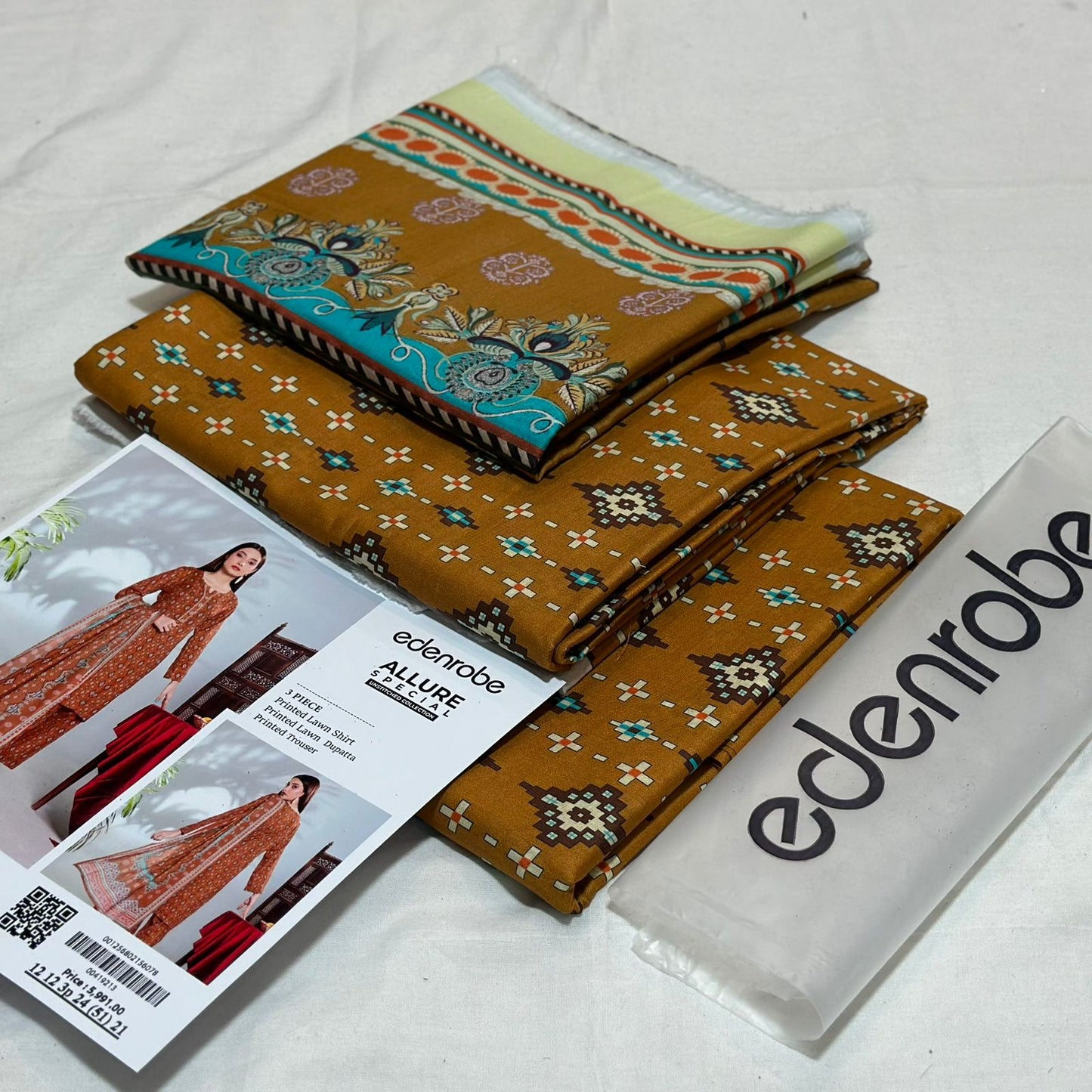 EDENROBE | 3 PIECE | UNSTITCHED PRINTED LAWN SUIT