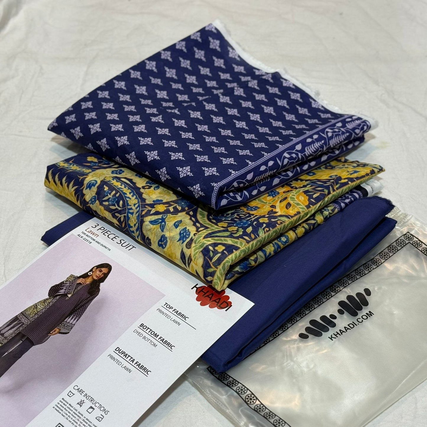 KHAADI | 3 PIECE | UNSTITCHED PRINTED LAWN SUIT